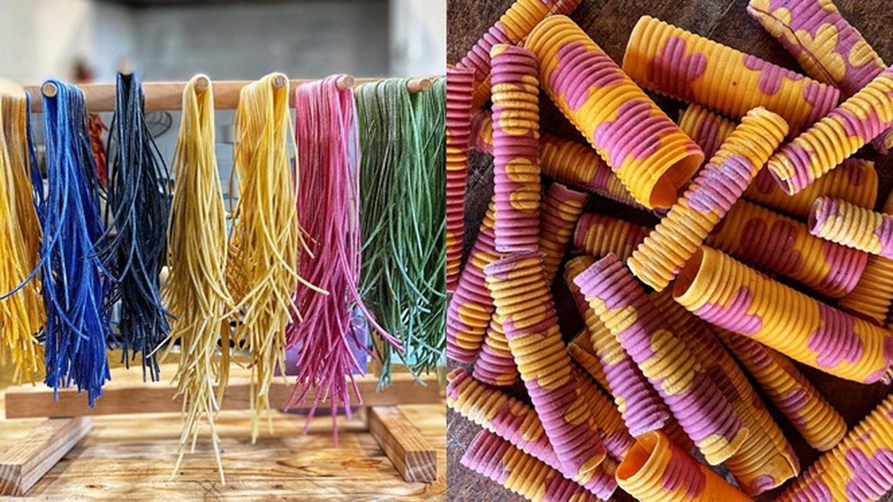 Koki Rumahan Ini Buat Pasta Berwarna yang Unik, 6 Hasilnya Bak Pelangi