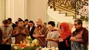 Pada acara tersebut dihadiri keluarga dekat seperti adik kandung Prabowo yakni Hashim Djojohadikusumo dan Siti Hardijanti Rukmana kakak dari Titiek.  [@prabowo]