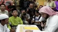 Keinginan untuk memeluk agama Islam ini adalah kesadaran warga Suku Anak Dalam sendiri.