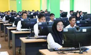Pemerintah Kabupaten Tangerang melalui Panitia Seleksi Daerah (Panselda), melaksanakan Seleksi Kompetensi Pegawai Pemerintah dengan Perjanjian Kerja (PPPK). (Liputan6.com/Pramita Tristiawati).