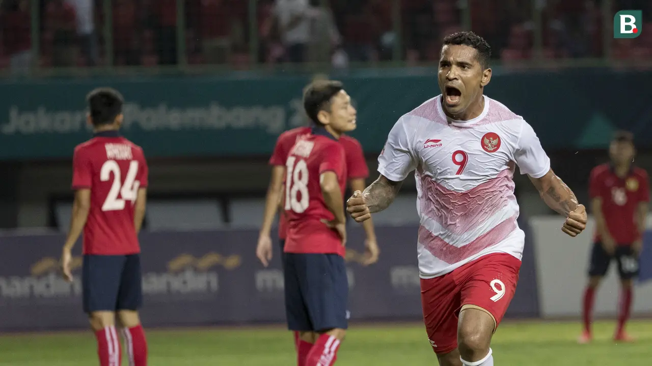 Sepak Bola : Indonesia Vs Laos
