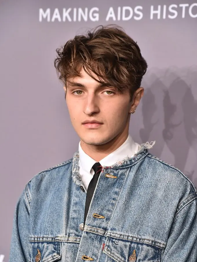 [Bintang] Anwar Hadid
