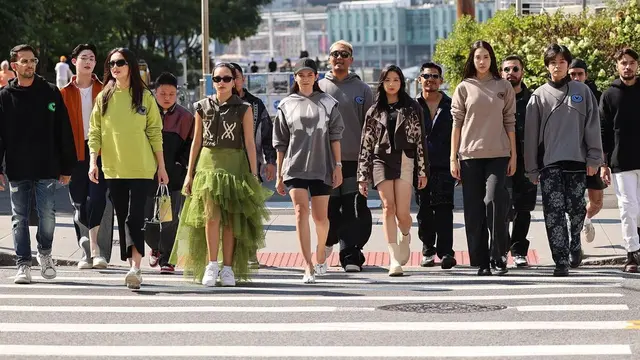 Zee JKT48 serta selebriti lainnya