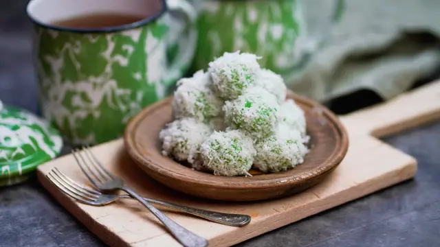 12 Jajanan Legendaris yang Cocok Untuk Masing-masing Zodiak Berbuka Puasa