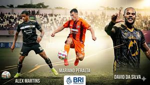 Dari kiri ke kanan: Alex Martins (Dewa United), Mariano Peralta (Borneo FC), dan David Da Silva (Malut United). (Gemini)