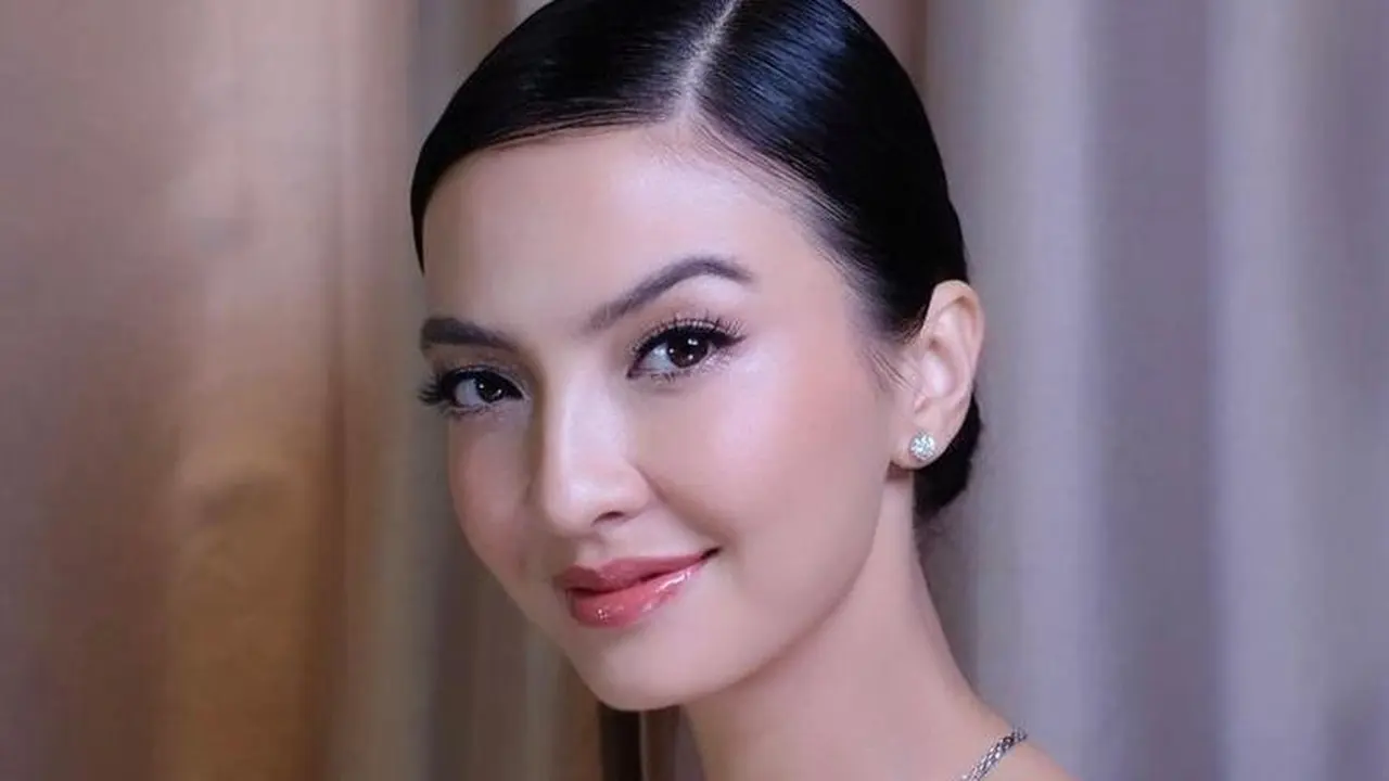 6 Adu Gaya Glamor Artis di Malam Resepsi Pernikahan Pamela Bowie, Raline Shah hingga Jessica Mila