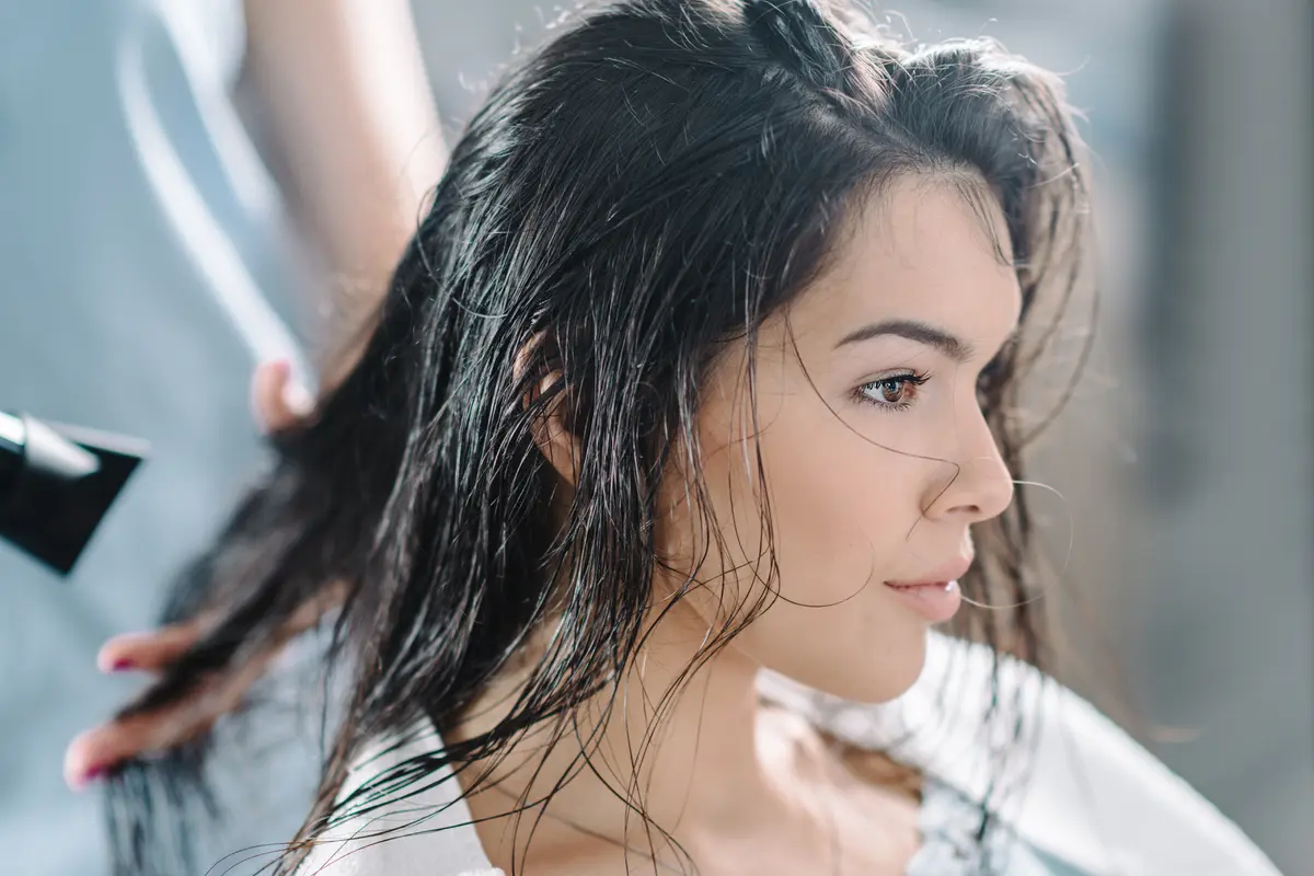 Ilustrasi styling rambut