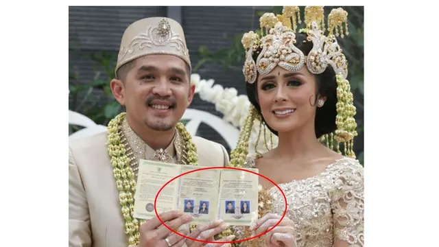 Pas Foto 6 Pedangdut Cewek untuk Buku Nikah Ini Curi Perhatian