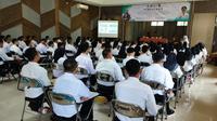 Disnakertrans Kabupaten Purwakarta memulai program pelatihan berbasis kompetensi tahap awal di 2024 guna memfasilitasi warga yang belum bekerja. Foto (Liputan6.com/Asep Mulyana)