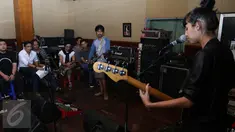 Grup band Ungu menggelar acara audisi bertajuk Ungustar Discovery, Jakarta, Kamis (17/9/2015). Rencananya  penyanyi yang terpilih berkesempatan untuk rekaman dan diproduseri langsung oleh Ungu. (Liputan6.com/Herman Zakharia)