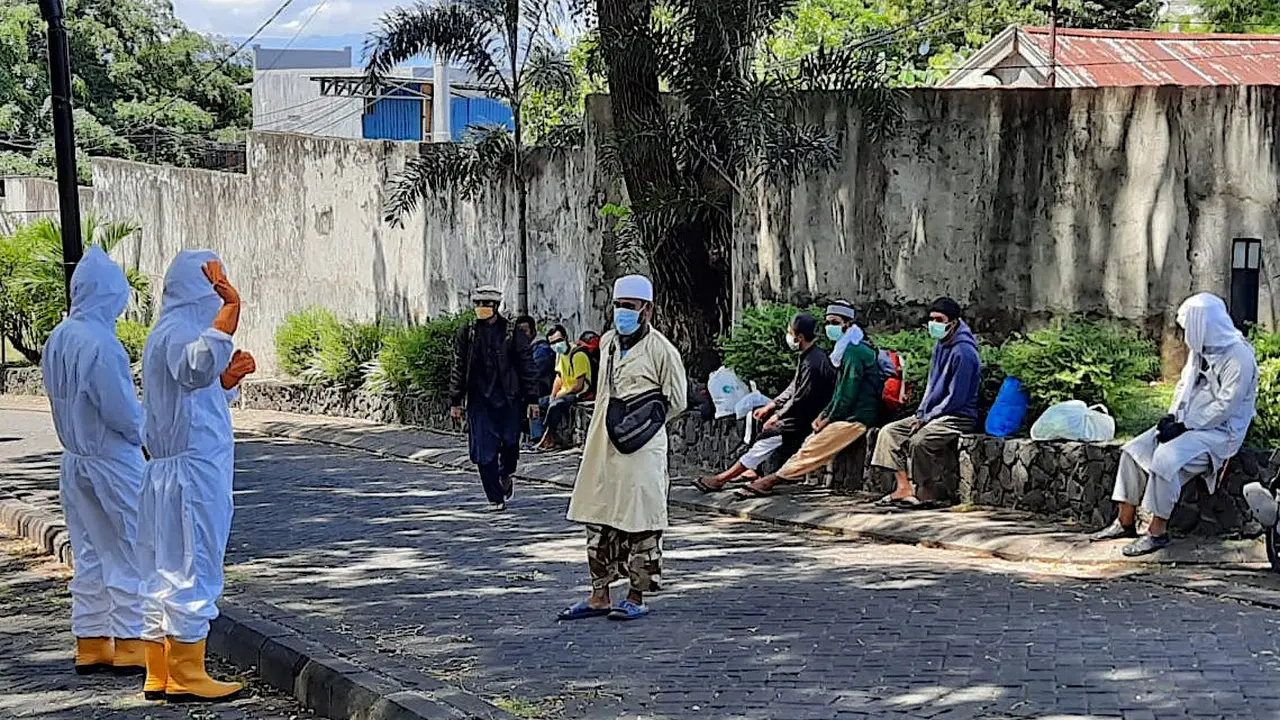 Tak Ada yang Nafkahi Anak Istri, Pasien Covid-19 di Malut Ramai-Ramai Kabur