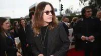 Ozzy Osbourne beberapa kali melakukan percobaan diri. Namun percobaan pertamanya saat ia berusia 14 tahun. (CHRISTOPHER POLK / GETTY IMAGES NORTH AMERICA / AFP)