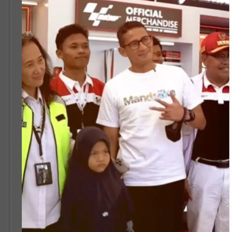 Sandiaga Uno Ungkap Transaksi Pameran UMKM di MotoGP Mandalika Sudah Nyaris Rp3 Miliar dalam 2 Hari
