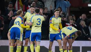 Selebrasi skuad Southampton dalam laga versus Arsenal di FA Cup 2025/2026, Minggu (5/4/2026). (AP Photo/Dave Shopland)