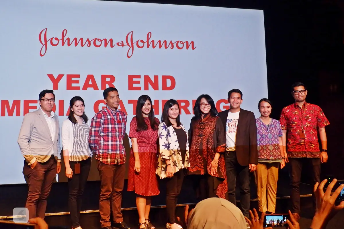 Johnson & Johnsonq
