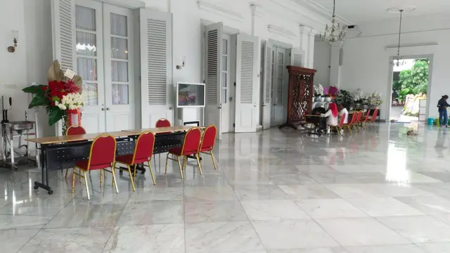 Layanan pengaduan di Pendopo Balai Kota DKI Jakarta, Gambir, Jakarta Pusat
