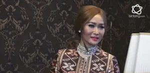 Begini jawaban Inul Daratista saat diwawancara oleh majalah TIME soal musik dangdut.