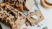 Easy Chocolate Chip Banana Bread Recipe You Should Try at Home