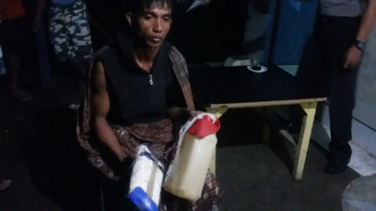 2 Jeriken Selamatkan Nyawa Daeng Jarre di Laut