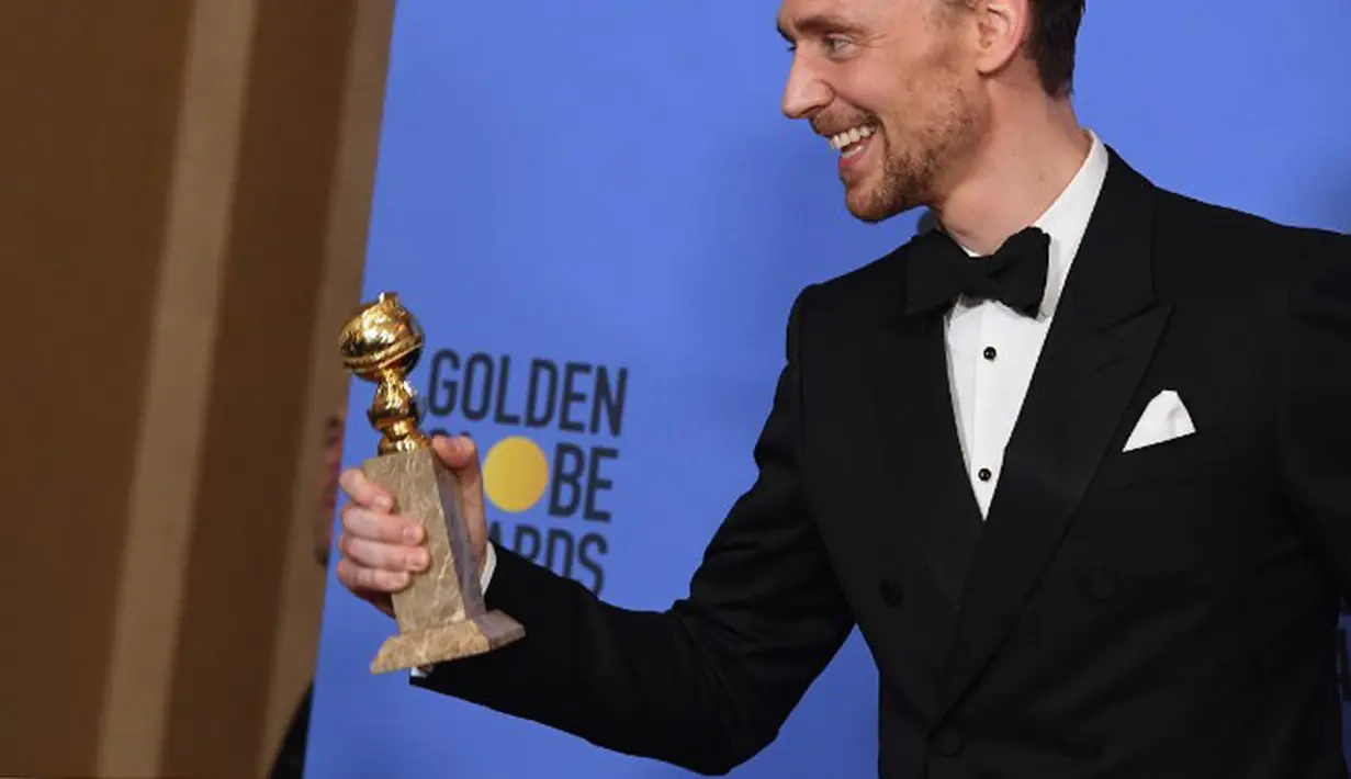 Melihat permohonan maaf dan klarifikasinya itu, Tom Hiddleston nampaknya memang tidak bermaksud untuk menyampaikan hal yang mengundang cibiran masyarakat dan netizen itu. (AFP/Bintang.com)