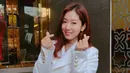 Bahkan aktris kelahiran 18 Februari 1990 ini malah bingung saat ditanya apakah dirinya sudah bahagia dengan kesuksesannya di dunia hiburang Korea Selatan. (Foto: instagram.com/ssinz7)