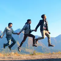 Foto Levitasi. (blog.reservasi.com)