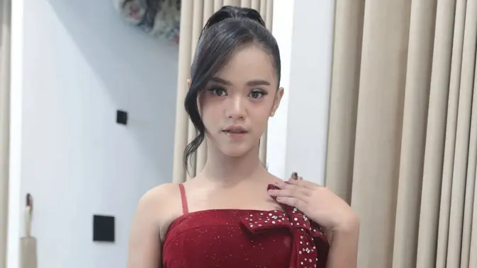 Air Mata Kira: Perjuangan Gadis Bandung di Dangdut Academy 8