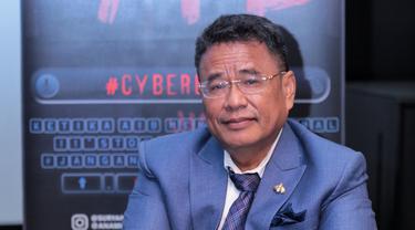 [Bintang] Hotman Paris