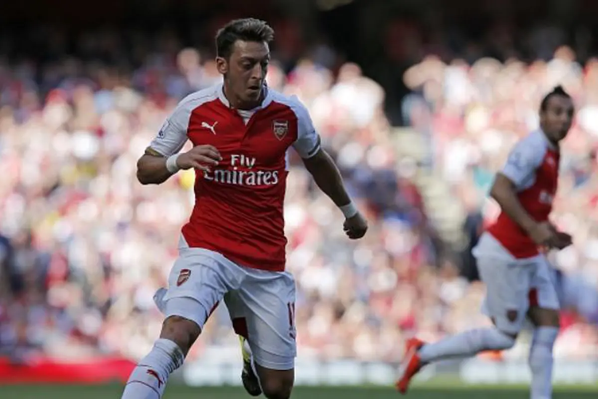mesut ozil