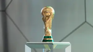 Trofi Piala Dunia. (Julius Nieweler/DFB)