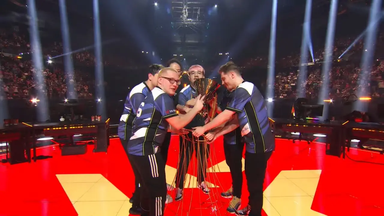 Evil Geniuses menjadi pemenang dalam Valorant Champions 2023 usai mengalahkan Paper Rex (Riot Games)