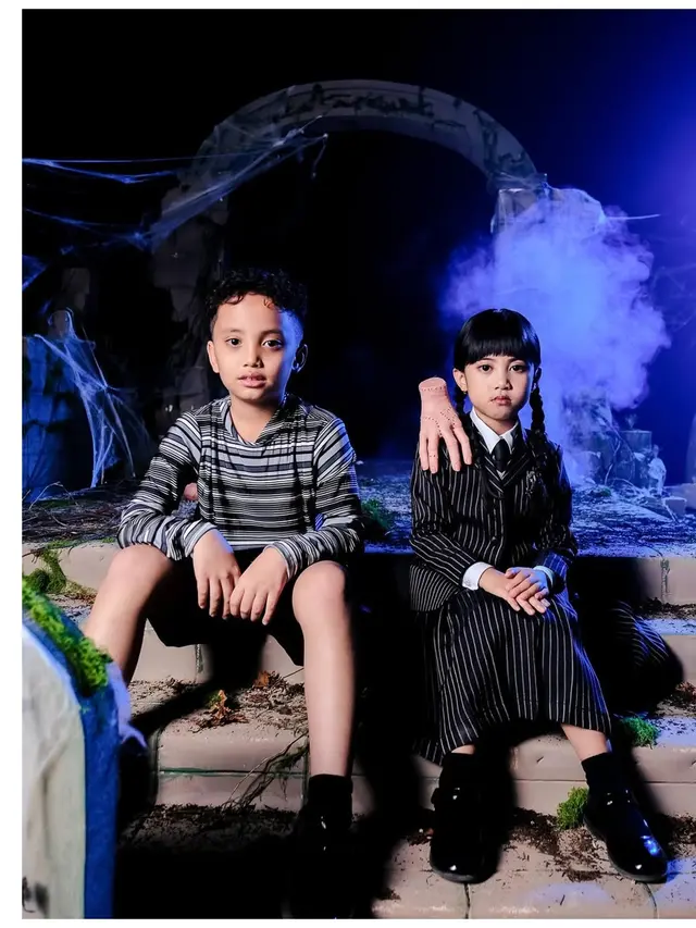 6 Pemotretan Keluarga Rachel Vennya Bertema Halloween 2025, Kostum Totalitas