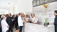 Jokowi saat meresmikan PLBN Entikong, Kalimantan Barat, Rabu (21/12/2016). (Liputan6.com/Biro Pers Kepresidenan)
