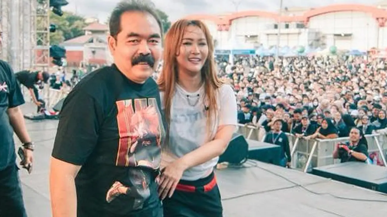 Hampir 28 Tahun Bersama, Ini Momen Inul Daratista Ajak Adam Suseno Manggung
