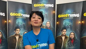 Leony Jadi Cici-cici Bawel di Film Ghosthing, Capek Pakai Cheongsam