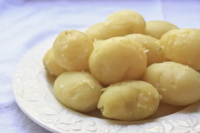Mama muda harus tahu, ini manfaat kentang untuk bayi. (Sumber Foto: Sass & Veracity)