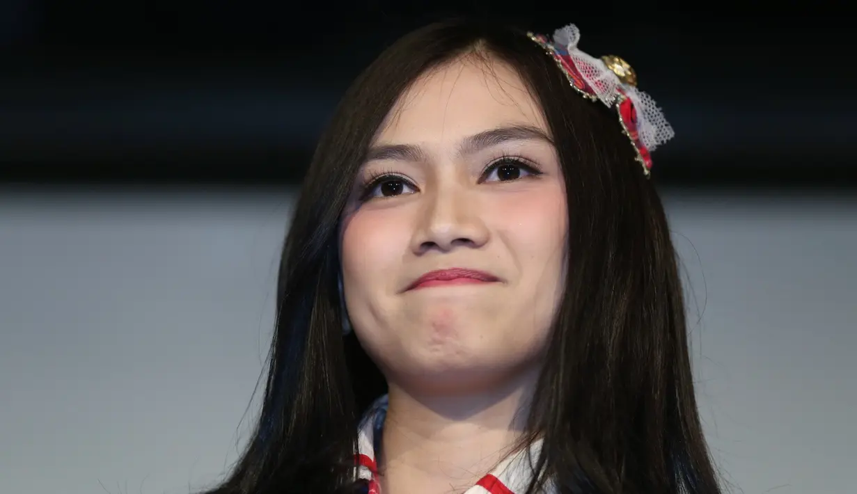 Lantas apa yang menjadi alasan pemilik nama lengkap Melody Nurramdhani Laksani ini menggelar konser kelulusan tanggal 24? Menurutnya, hari itu bertepatan dengan hari ulang tahunnya. (Nurwahyunan/Bintang.com)