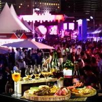 Jika kamu ingin pergi berlibur, kamu bisa memilih Hong Kong yang menawarkan suasana malam yang meriah dan memanjakan mata (Foto: Official Release Hong Kong Tourism Board (HKTB))