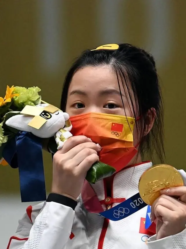 Jepit Rambut Imut Ini Viral Usai Dipakai Atlet Peraih Emas Pertama Olimpiade Tokyo 2020