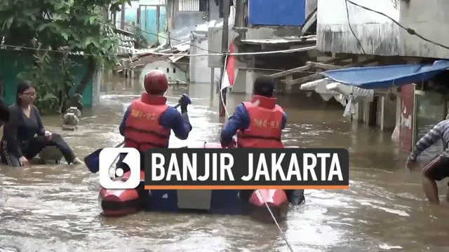 Tingginya curah hujan serta luapan kali Ciliwung picu banjir di sejumlah daerah di Jakarta. Sebagian kawasan Pejaten Timur Pasar Minggu Jakarta Selatan terendam banjir 2 meter Minggu (7/2) sore.