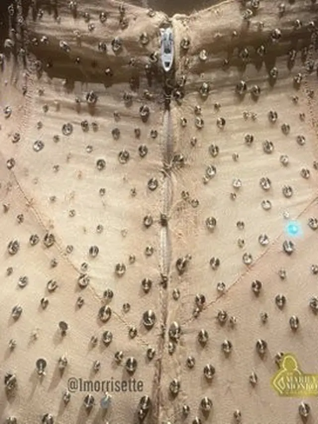 Detail gaun setelah Met Gala 2022