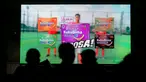Acara MALAMNYA BOLA 2024 yang menyajikan nonton bersama laga Timnas Indonesia menghadapi Filipina yang juga menyuguhkan hiburan musik dan aneka gim seru di area Jakarta International Velodrome, Rawamangun, Selasa (11/6/2024) dihadiri oleh ribuan suporter Timnas Garuda. Kehadiran para suporter dalam acara yang disponsori salah satunya oleh minuman berenergi Kuku Bima mampu memerahkan venue acara. Meski sempat diguyur hujan, antusiasme suporter terbayar dengan kemenangan Timnas Indonesia 2-0 yang membawa skuad Shin Tae-yong melaju ke putaran ketiga kualifikasi Piala Dunia 2026. (Bola.com/Bagaskara Lazuardi)
