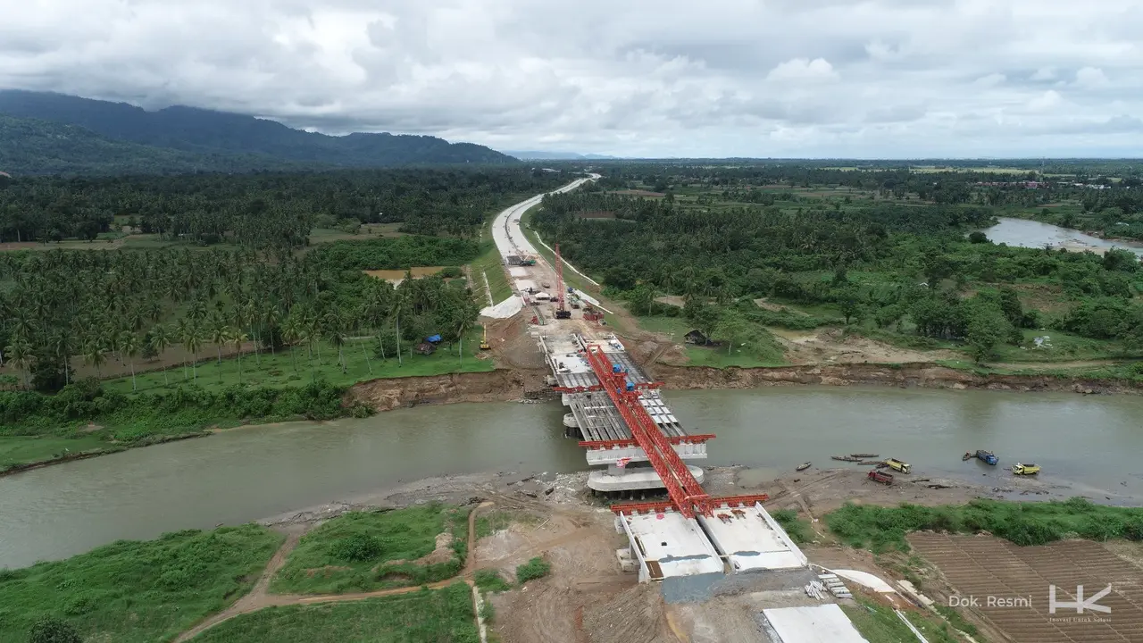 Proyek Tol Padang-Sicincin sepanjang 36 km dan Tol Sigli-Banda Aceh Seksi I Padang Tidji-Seulimum sepanjang 25 km yang dibangun oleh PT Hutama Karya (Persero). (Dok HK)