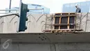 Jembatan dengan panjang mencapai 680 meter dan lebar 5,1 meter tersebut diharapkan dapat mengurai kemacetan di Jl. Jalan Gatot Subroto, tepatnya di Perempatan Kuningan, Jakarta, Minggu (27/12/2015). (Liputan6.com/Helmi Afandi) 