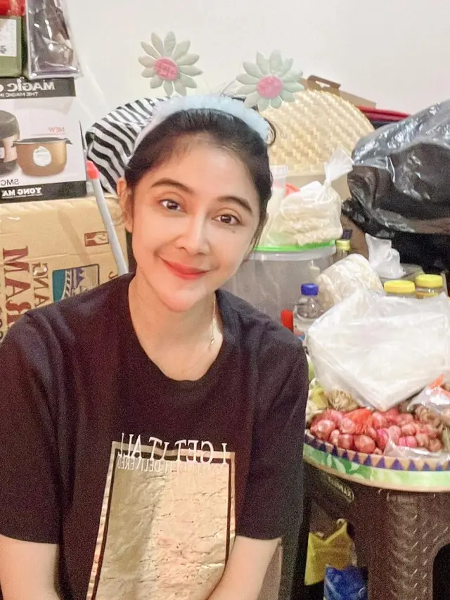 Uut Permatasari dan Suami