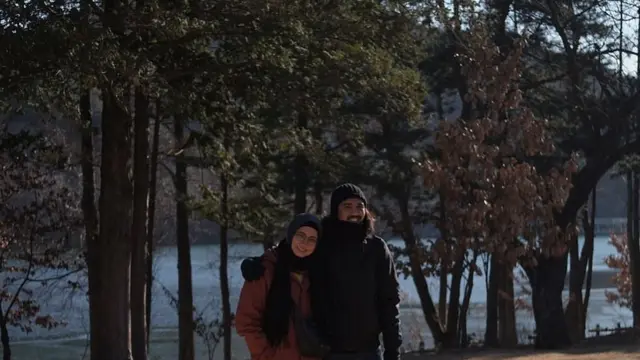 Potret harmonis Duta Sheila on 7 dan sang istri. (credit:instagram.com/pakduta)