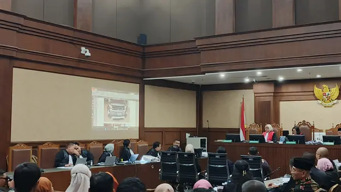 Range Rover hingga Tas Mewah, Deretan Barang Sitaan Eks Honorer Kemenag