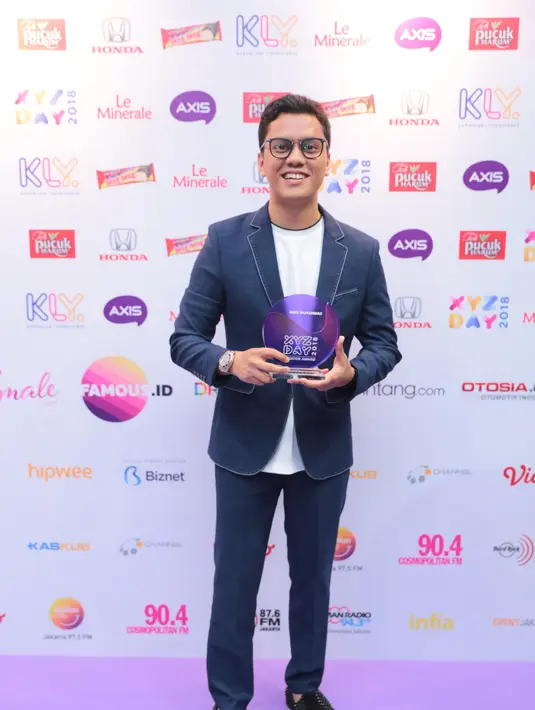 Arief Muhammad mulai serius di dunia digital sejak tahun 2009. Arief pocong biasa dikenal selalu konsisten membuat konten-konten baru dan dibagikan di YouTube. (Adrian Putra/Bintang.com)