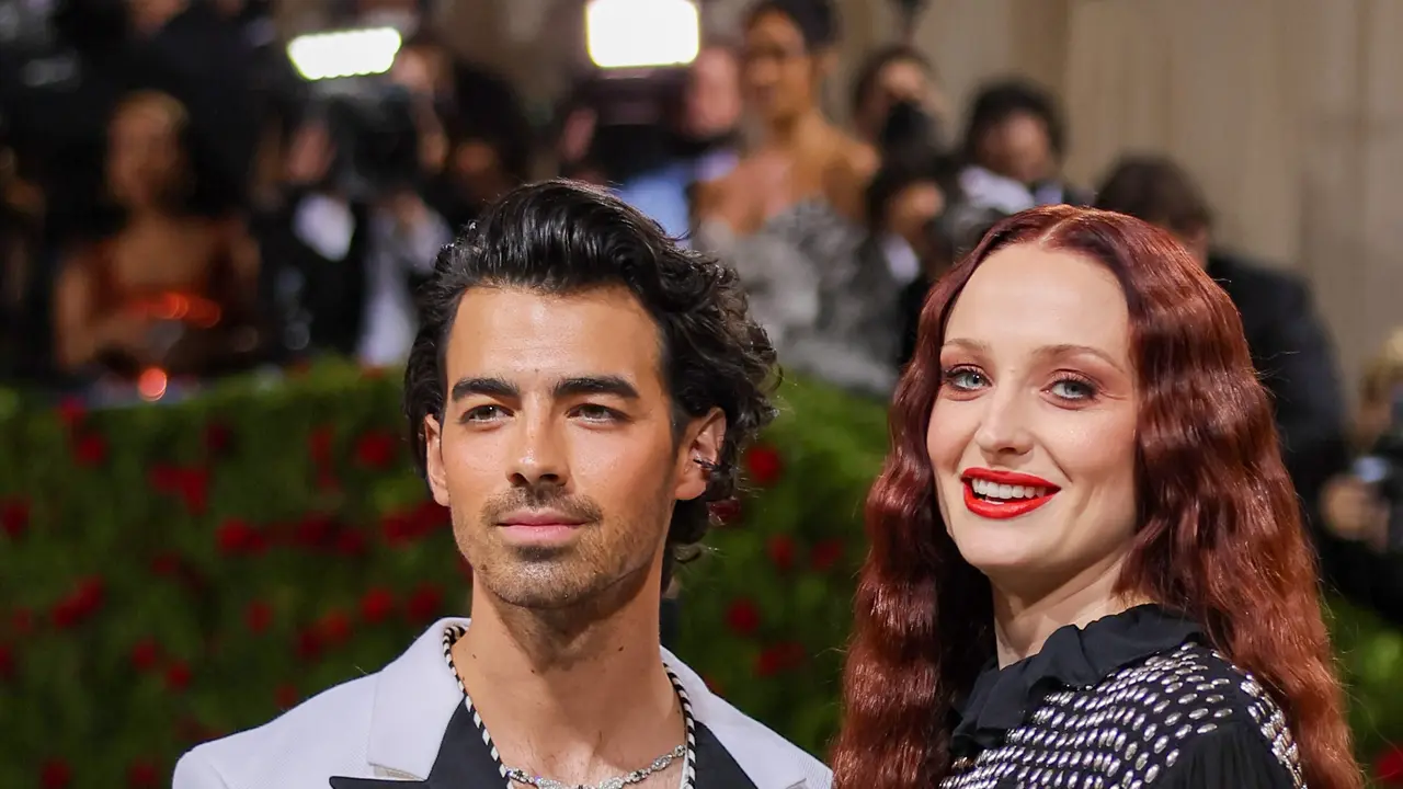 Joe Jonas dan Sophie Turner Dikabarkan Bercerai