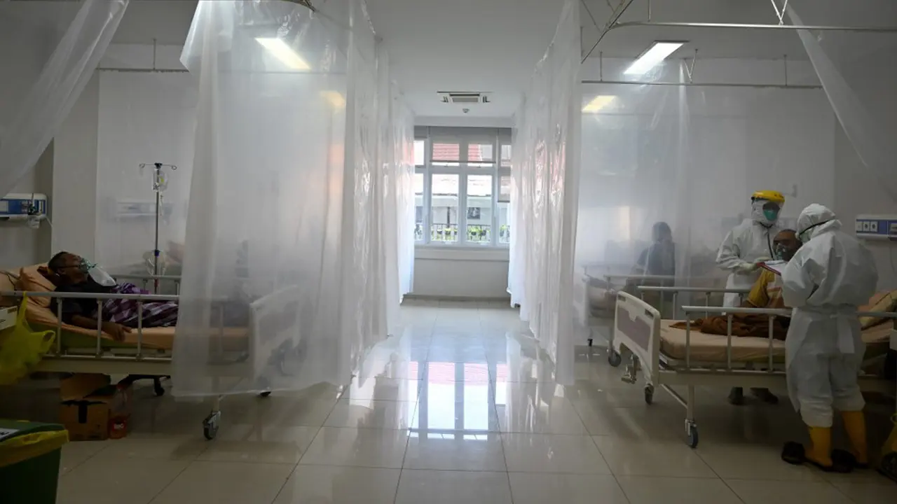 FOTO: Mengintip Penanganan Pasien COVID-19 di Bogor
